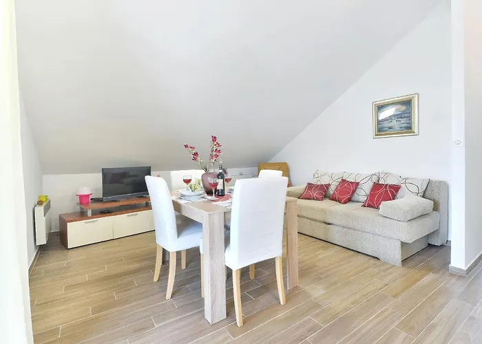 Appartement Valentina-1 By Interhome